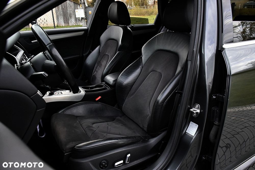 Audi A4 Avant 2.0 TDI DPF quattro S tronic S line Sportpaket - 7