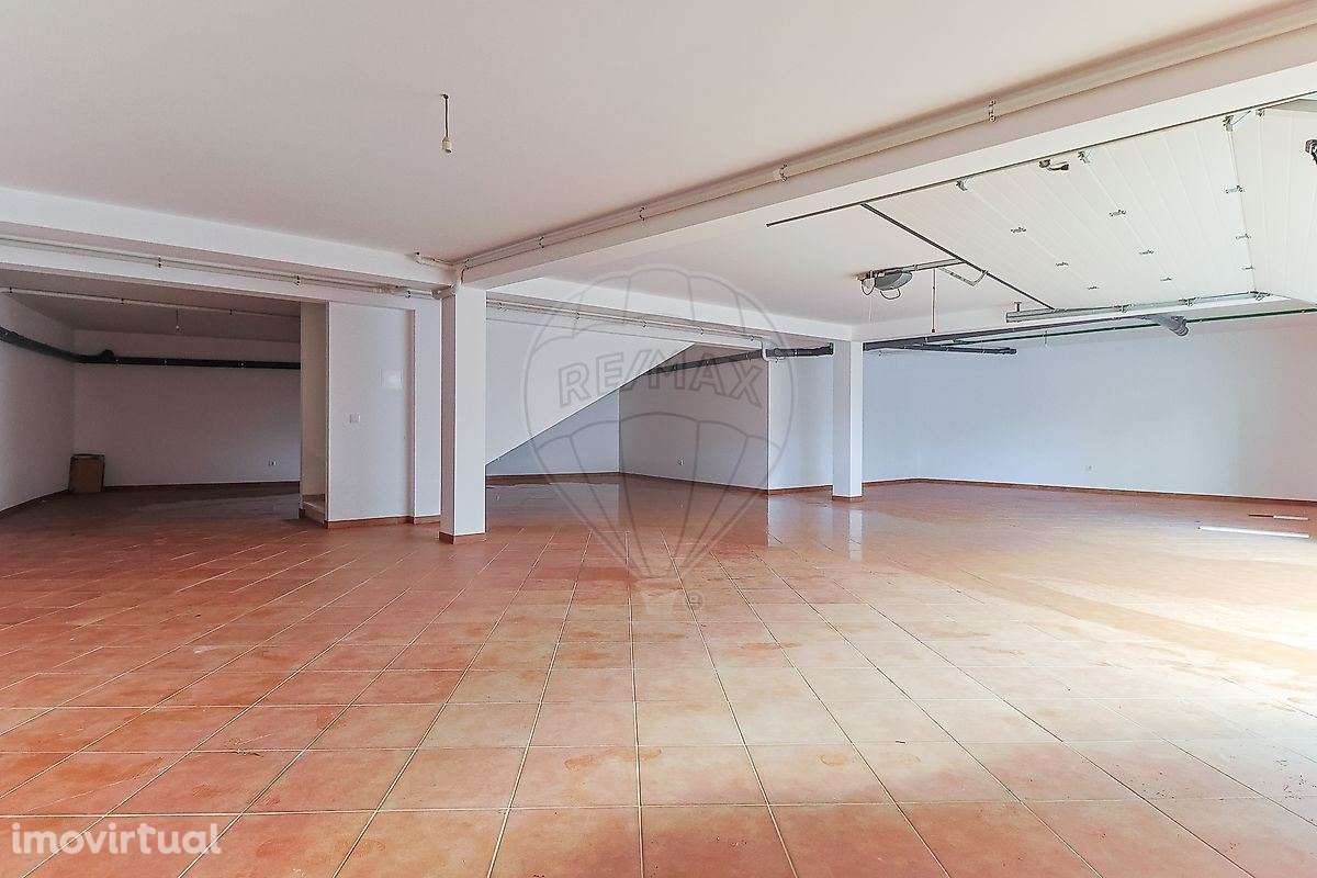 Venda de Moradia T4 + 1 em São Martinho do Bispo, Coimbra - Grande imagem: 3/30