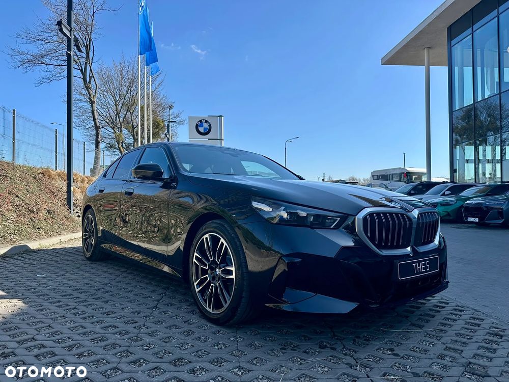 BMW Seria 5 520d xDrive mHEV - 2