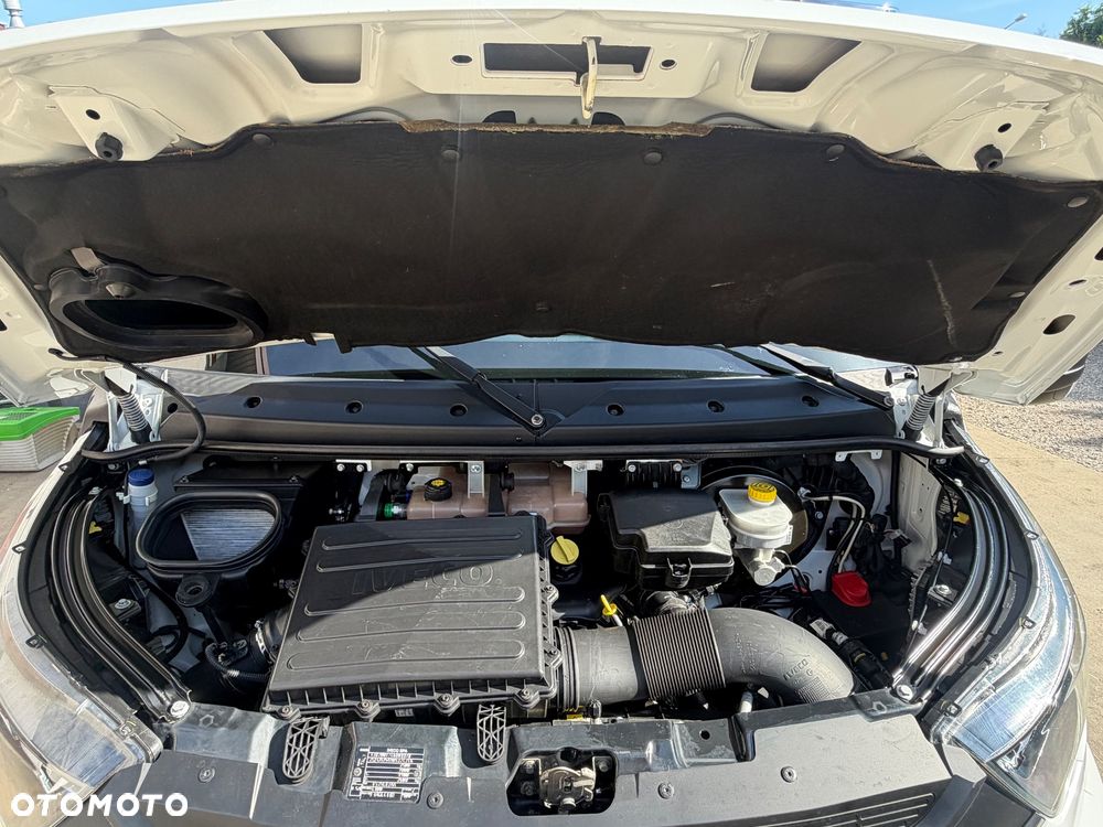 Iveco Daily 35C14 Kontener 8 Palet z windą 750 kg - 24