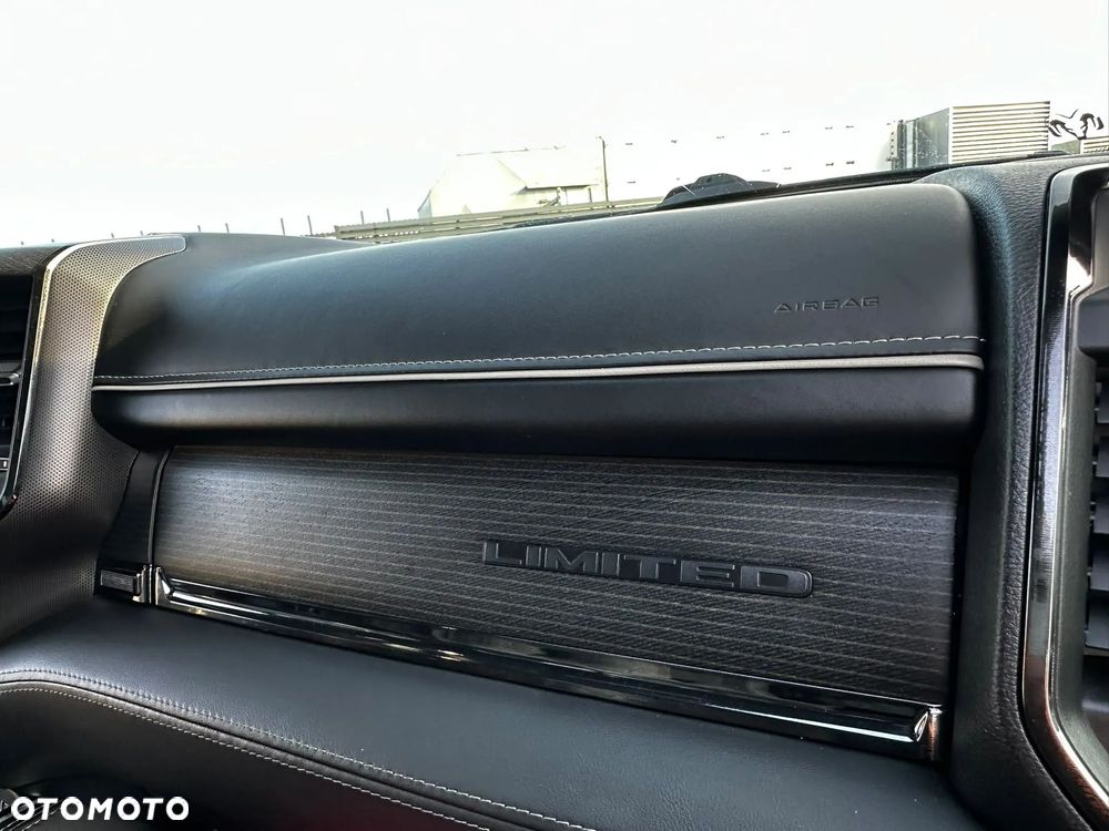 RAM 1500 - 37