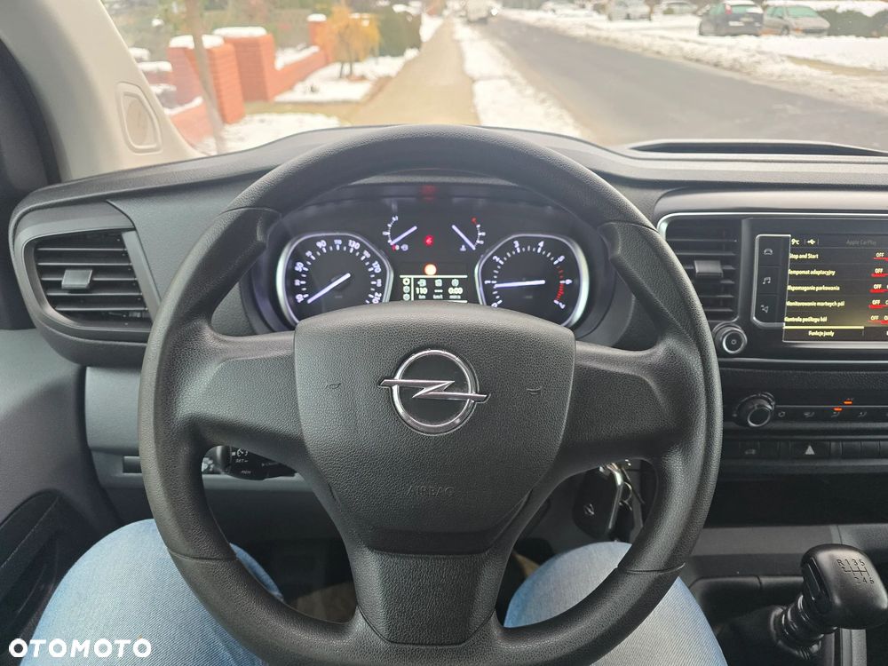 Opel Vivaro - 10