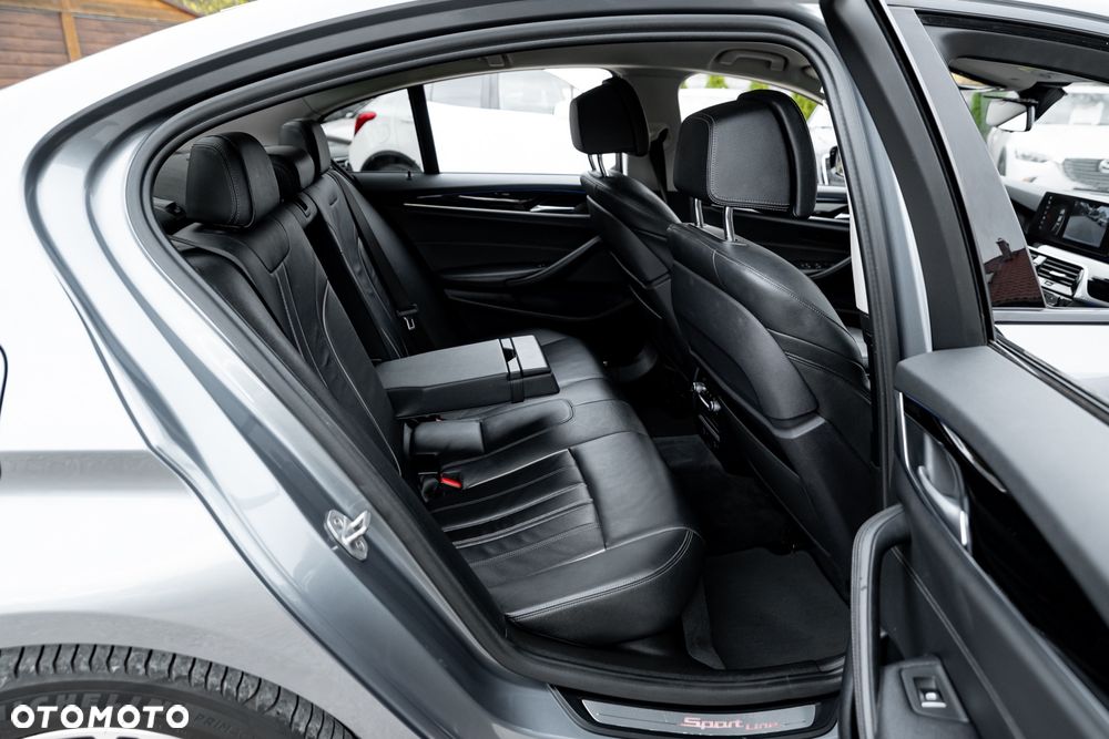 BMW Seria 5 520d xDrive Sport Line sport - 23