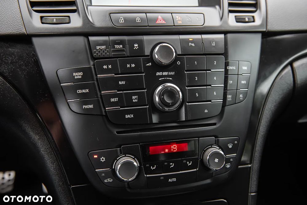 Opel Insignia 2.0 Turbo Sport - 23