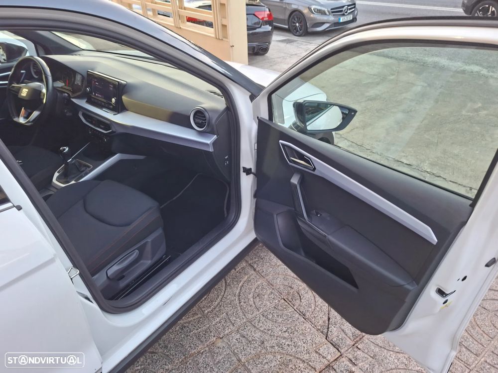 SEAT Arona 1.0 TSI FR - 22