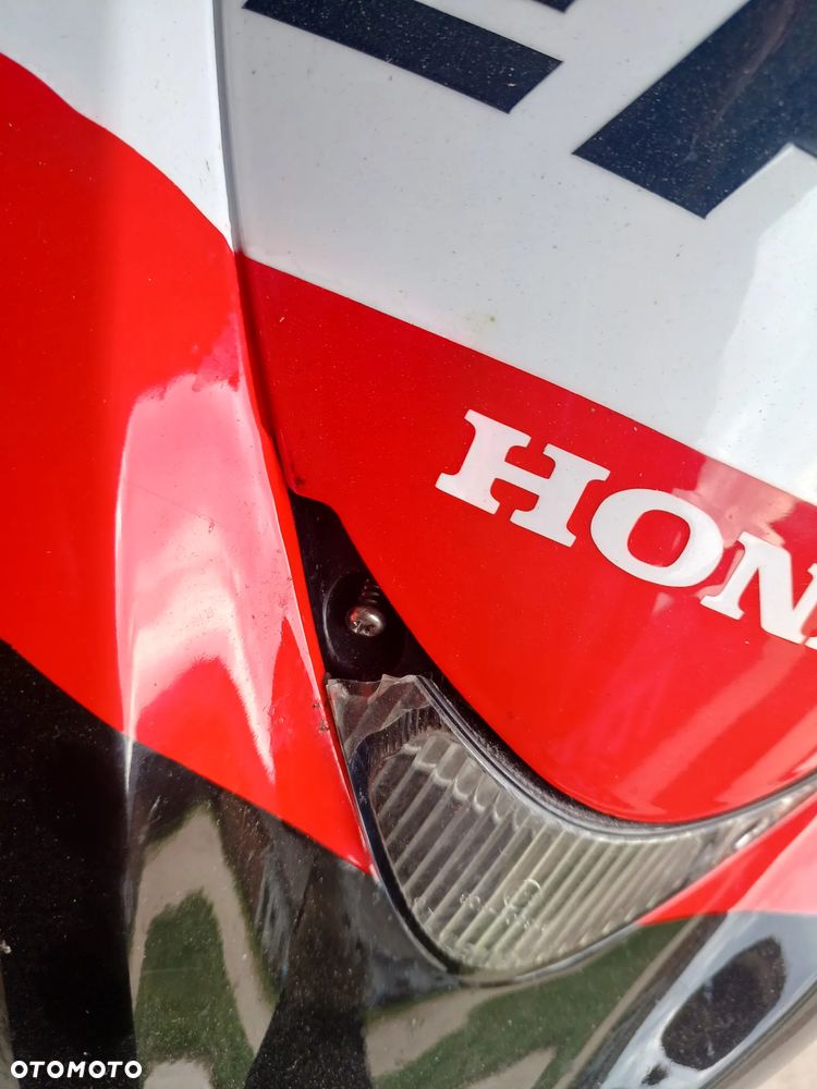 Honda CBR - 18
