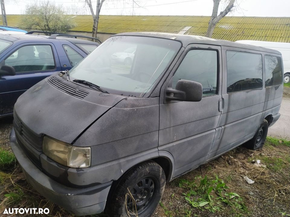 Dezmembrari  VW TRANSPORTER Mk 4 / T4  1990  > 2003 2.4 D Motorina