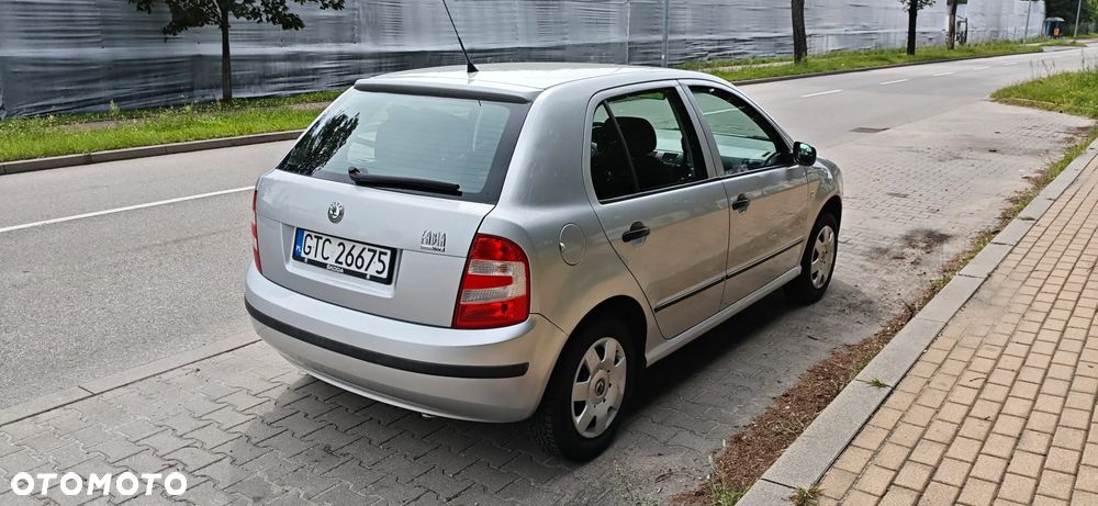 Skoda Fabia 1.4 16V Classic + - 5
