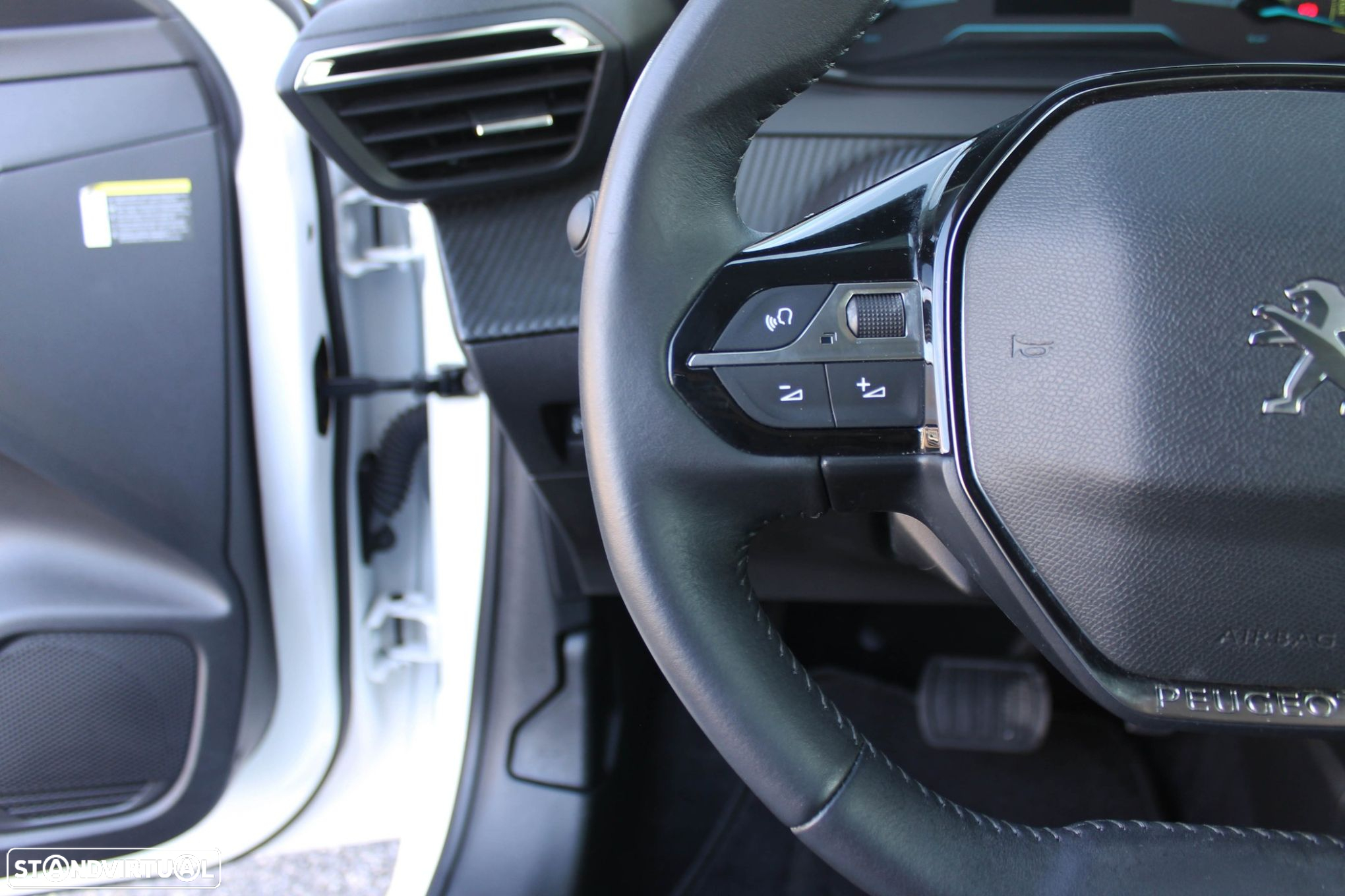 Peugeot 208 Elektromotor 136 Business - 11