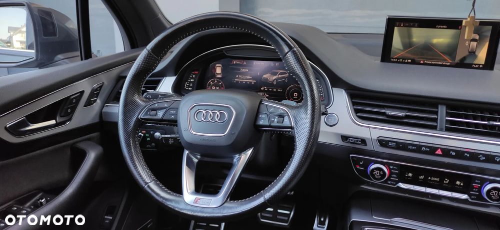 Audi Q7 - 11
