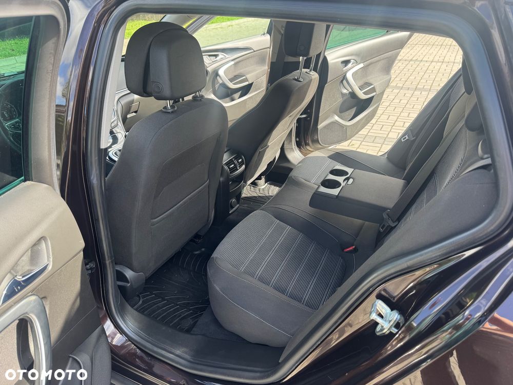 Opel Insignia 2.0 CDTI Cosmo S&S - 23