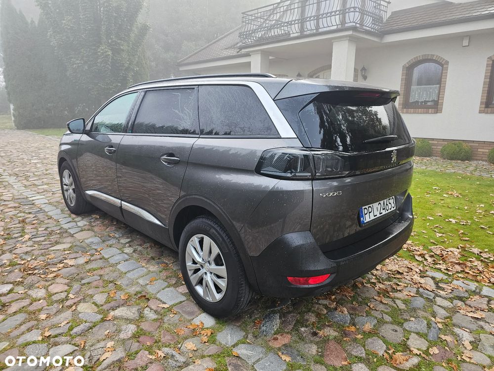 Peugeot 5008 2022 photo 3
