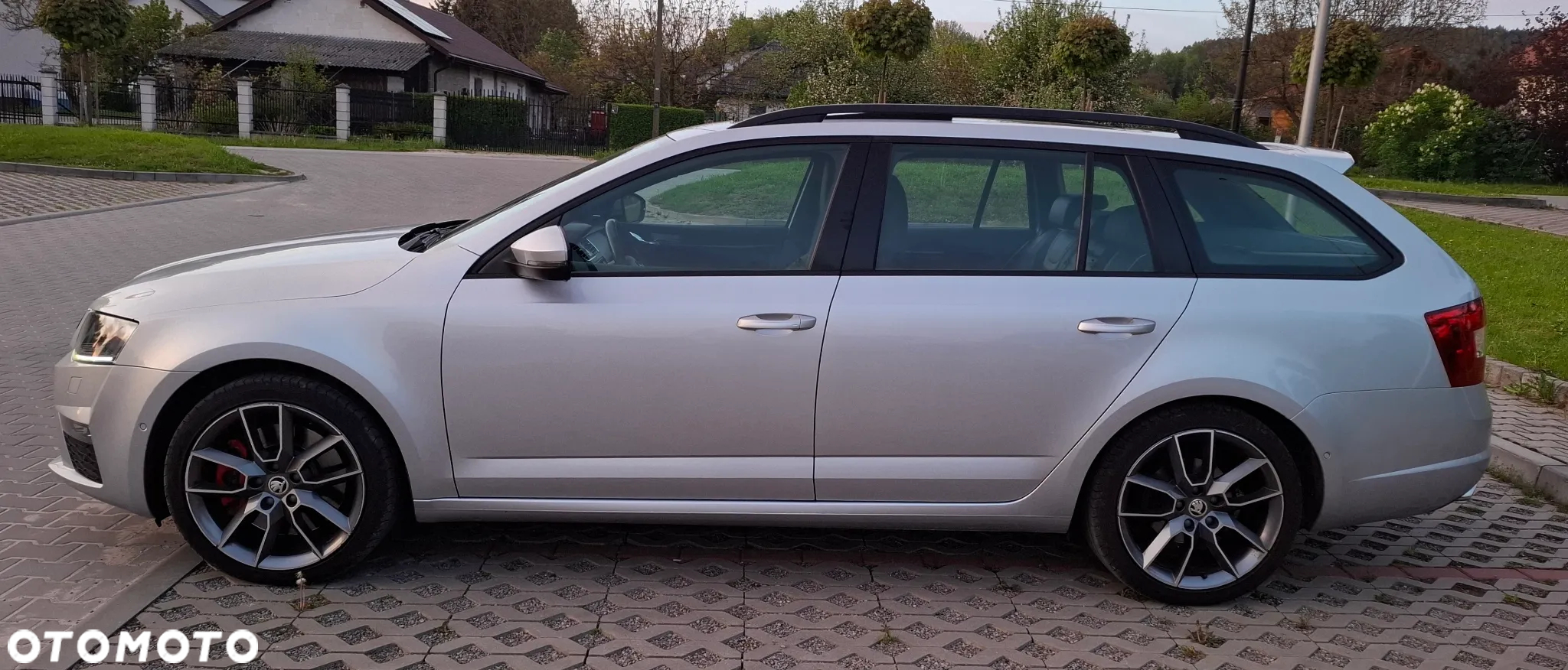 Skoda Octavia 2.0 TSI RS - 5