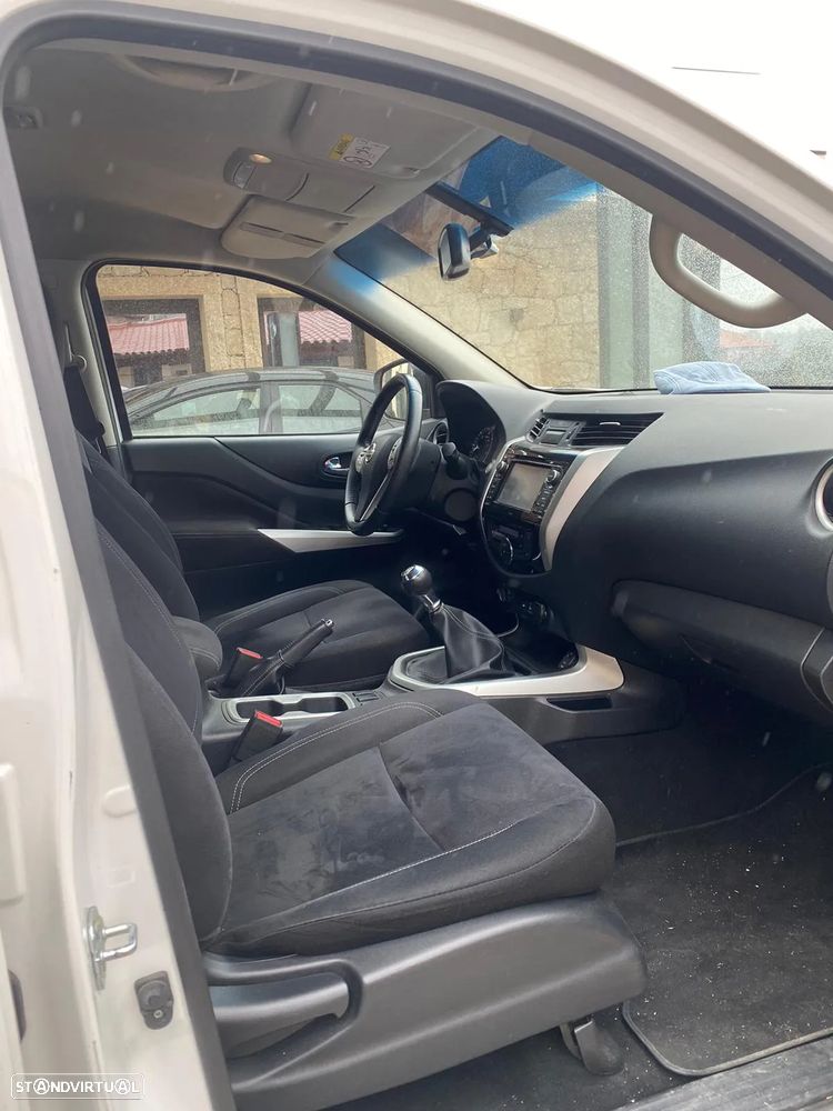 Nissan Navara 2.3 dCi CD 4WD Tekna - 6