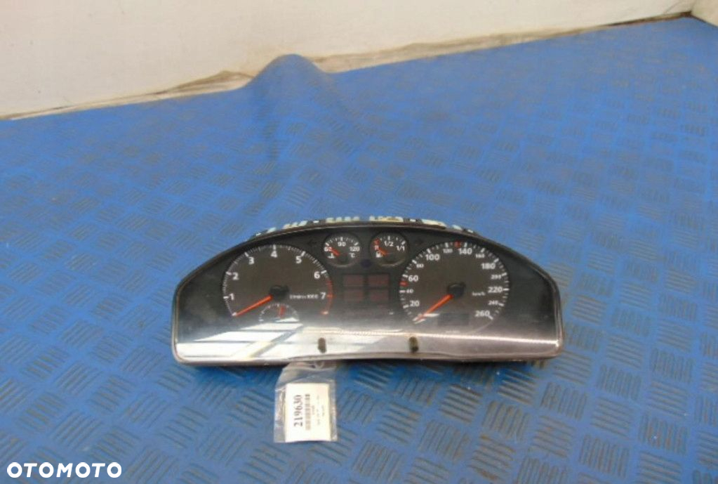AUDI A4 B6 1.6B LICZNIK PRZEBIEG NIE ZNANY 88311225 - 3