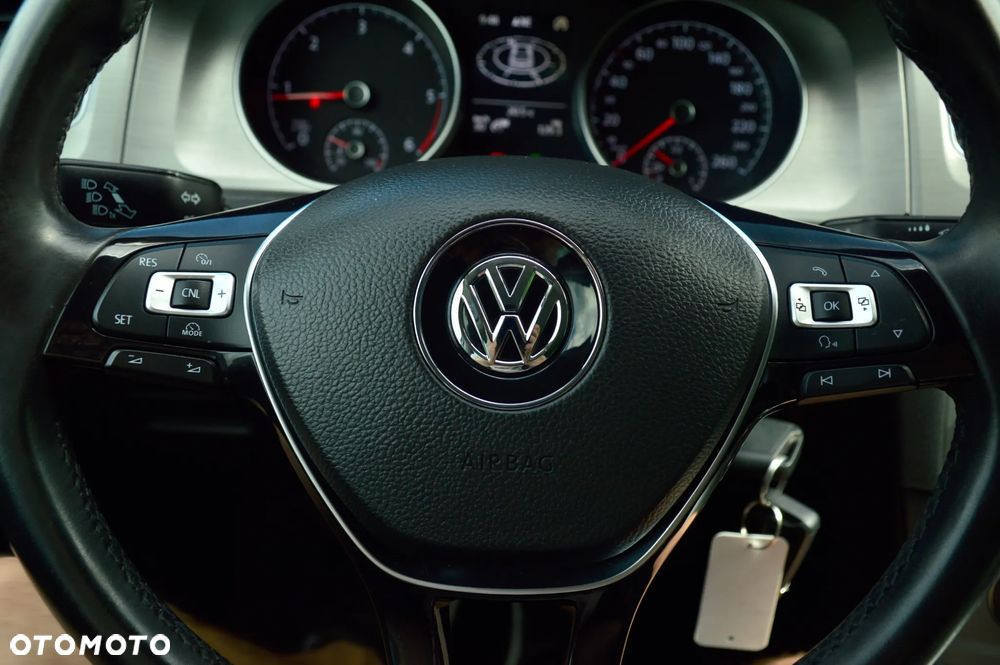 Volkswagen Golf 1.6 TDI 4Motion BlueMotion Technology Cup - 25