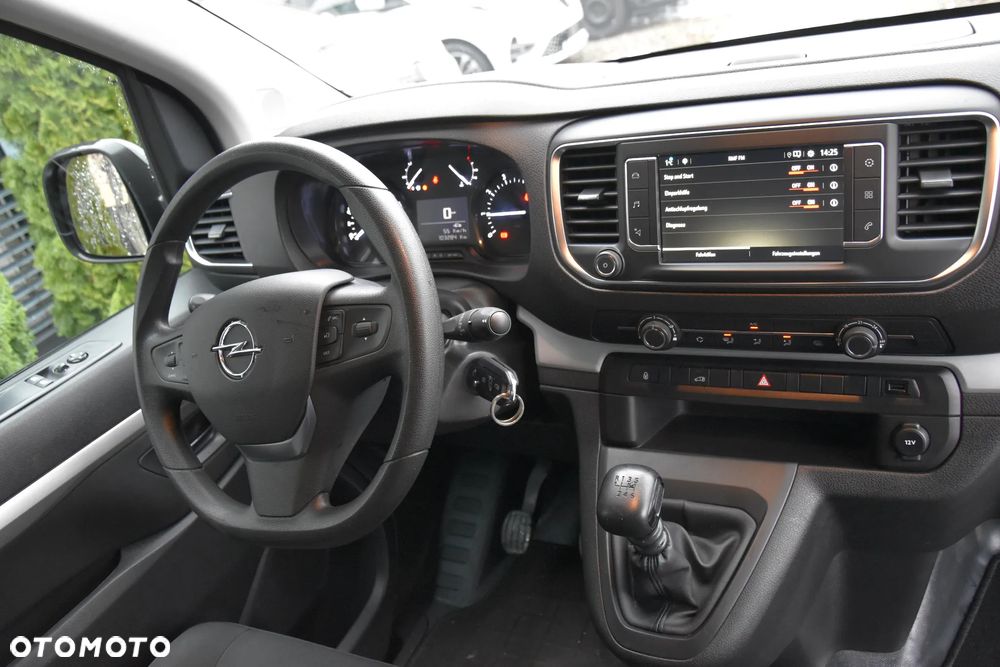 Opel Vivaro Extra Long - 12