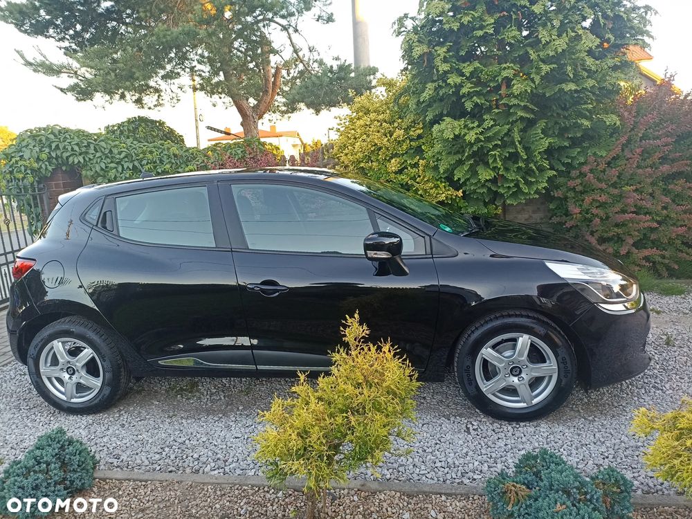 Renault Clio - 8