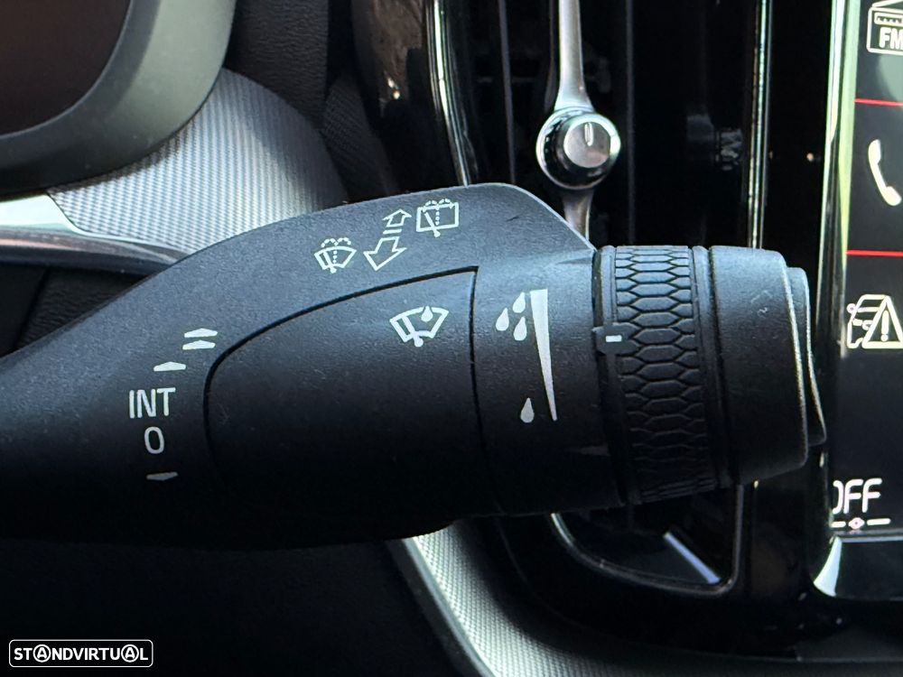 Volvo XC 60 2.0 D4 R-Design Geartronic - 49