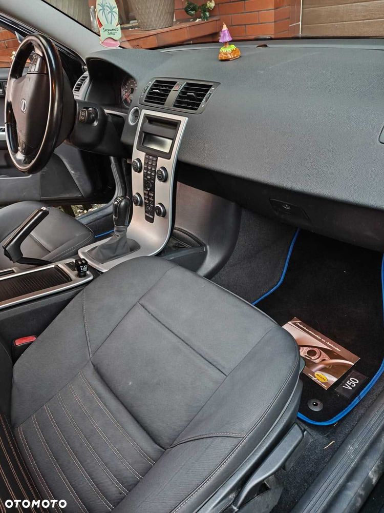 Volvo V50 - 4