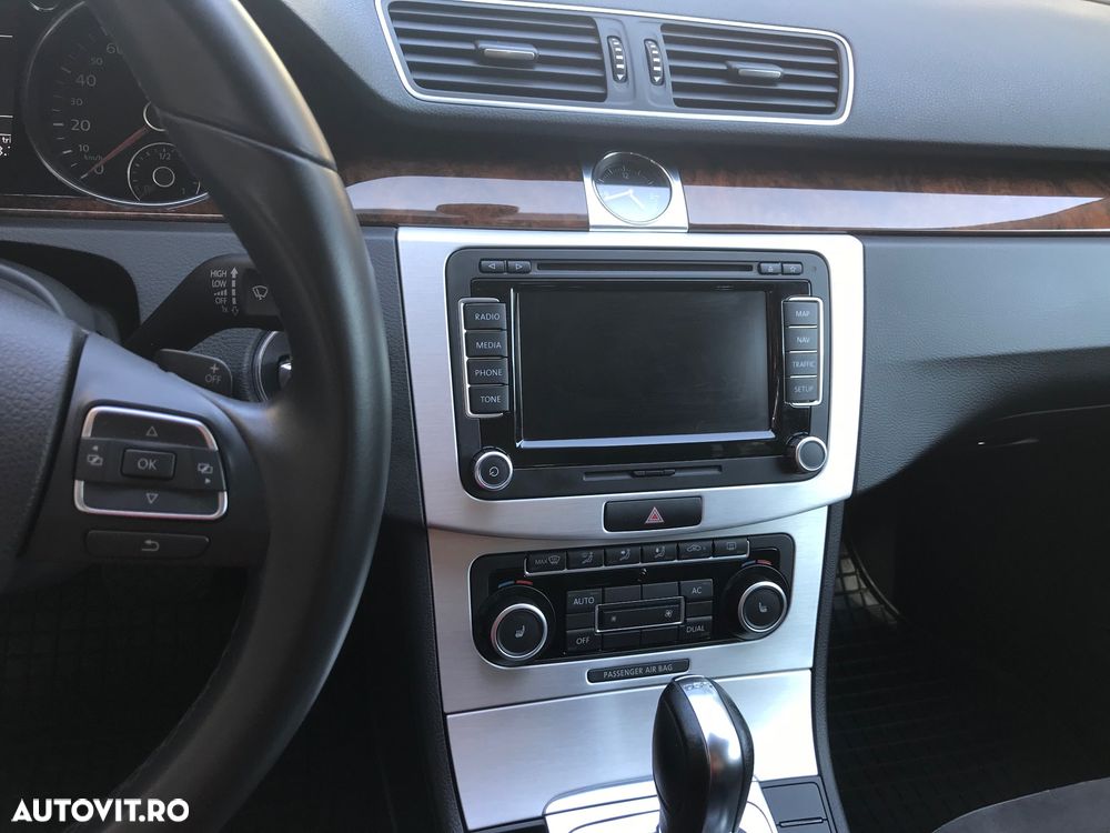 Volkswagen Passat 2.0 TDI BlueMotion Tehnology DSG Highline - 4