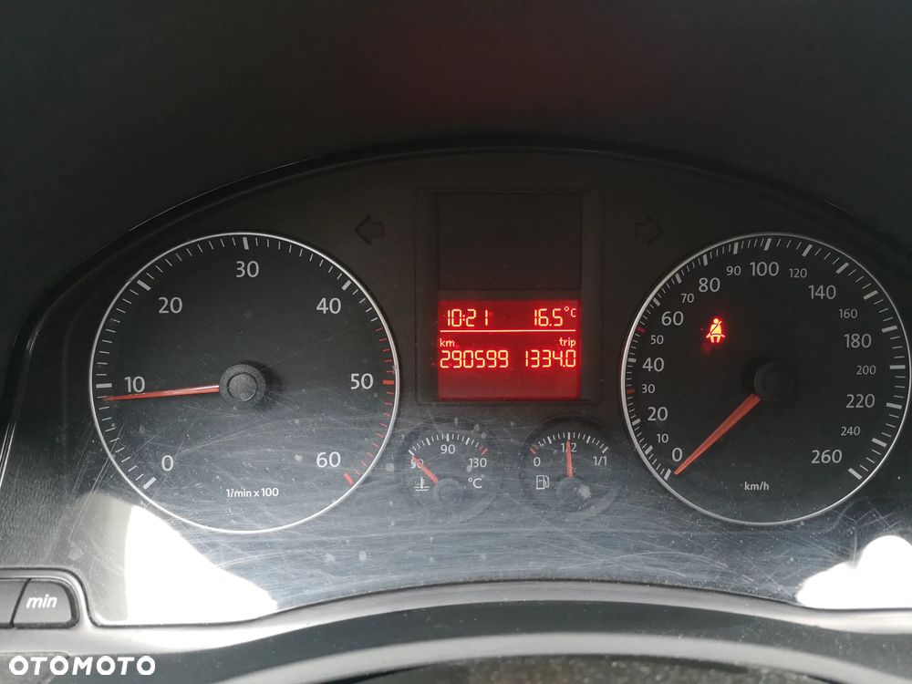 Volkswagen Golf V 1.9 TDI Comfortline - 9