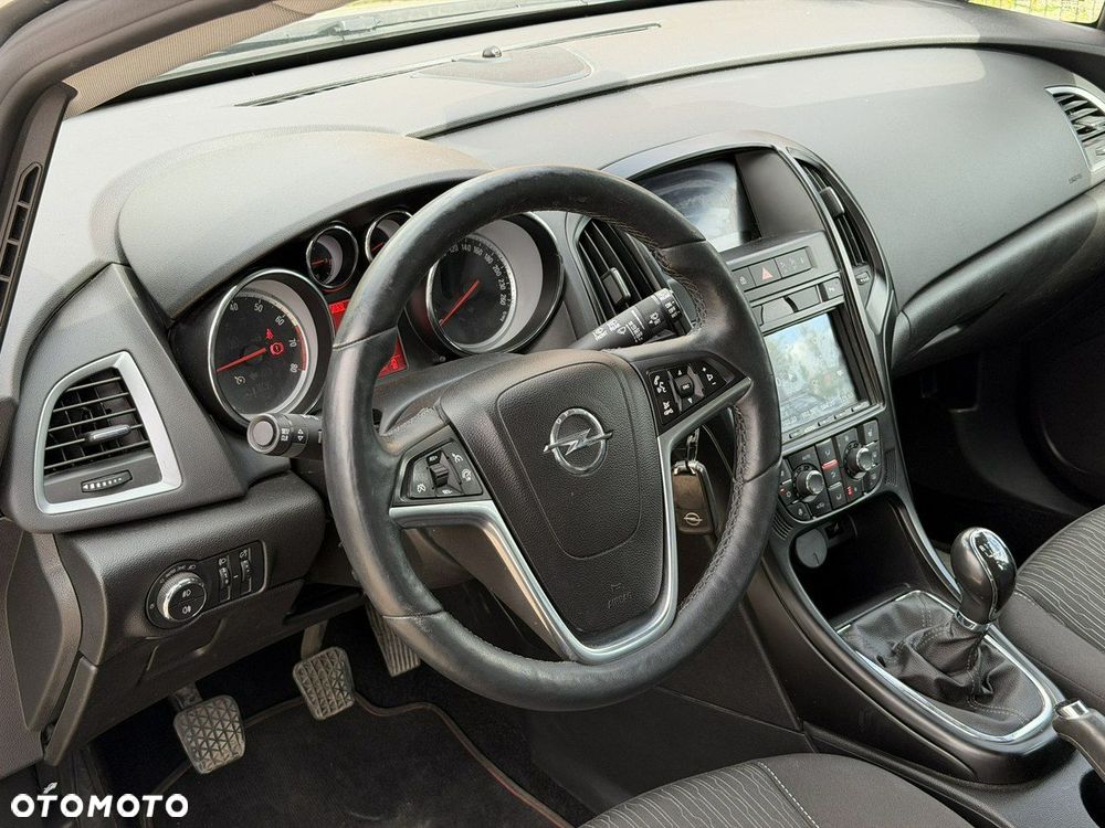 Opel Astra - 10
