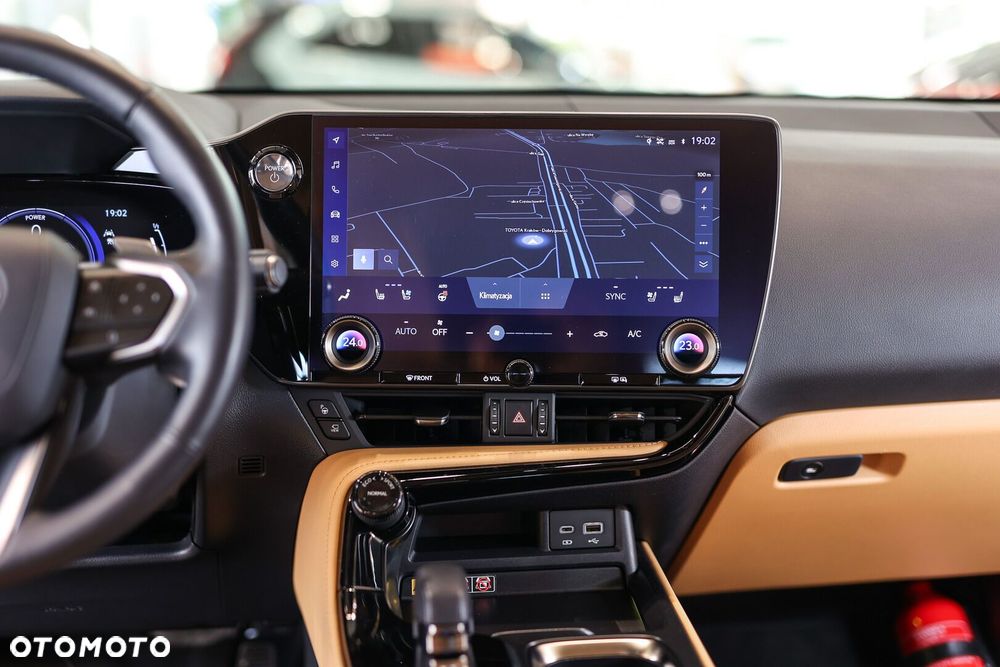 Lexus NX 350h Omotenashi AWD - 38