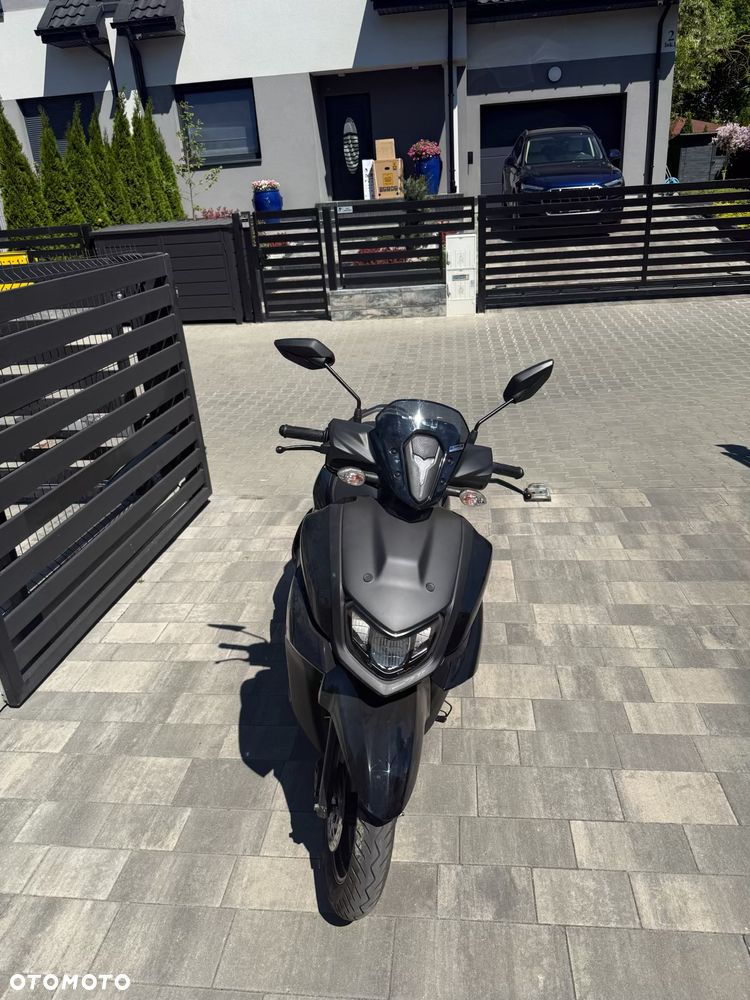 Yamaha ZR - 1