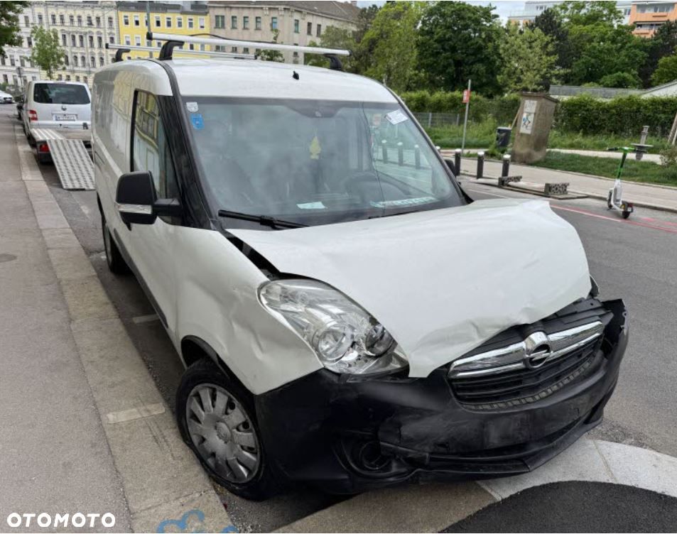 Opel Combo - 1