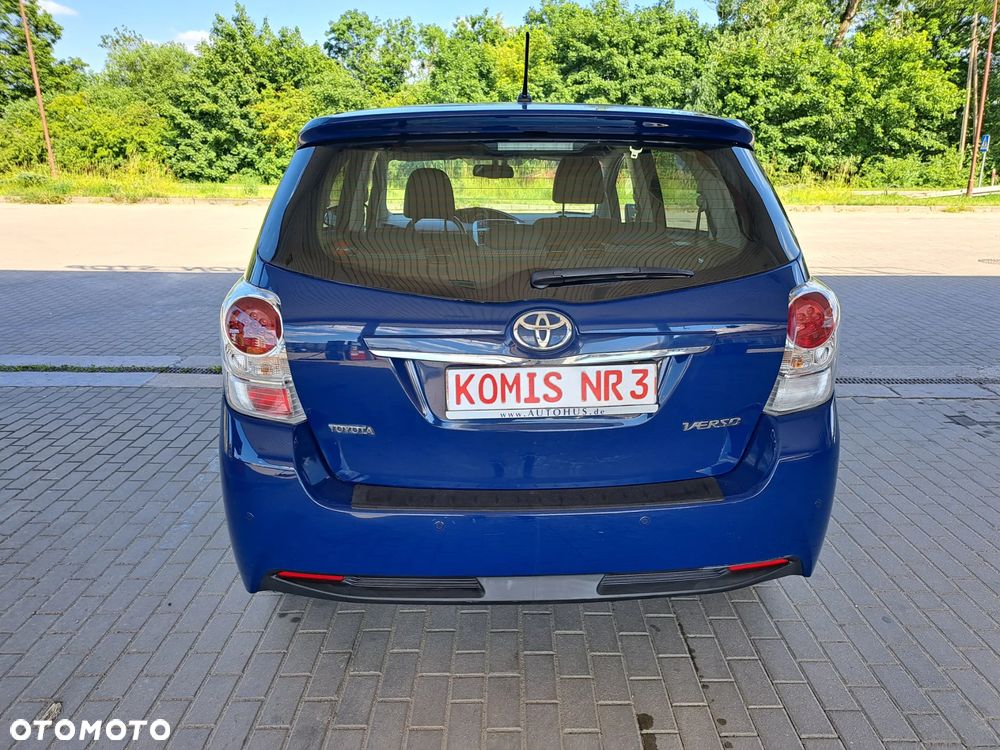 Toyota Verso - 11
