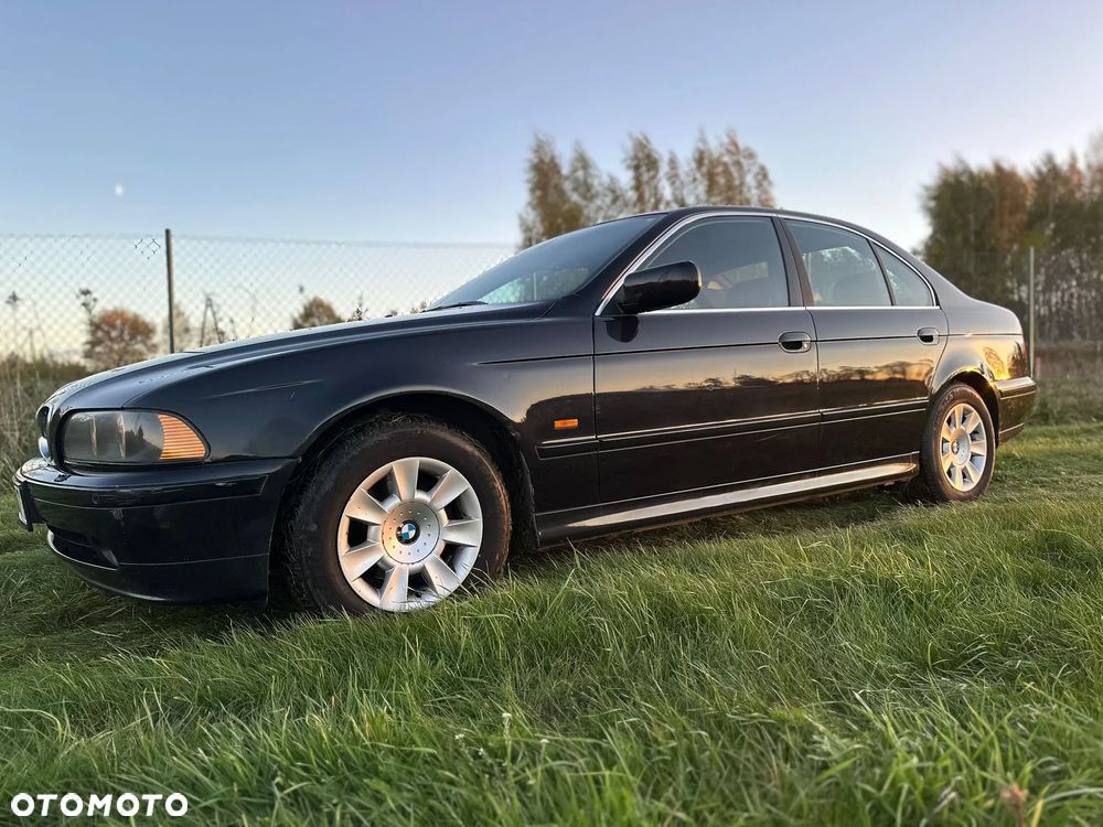 BMW Seria 5 525i - 3