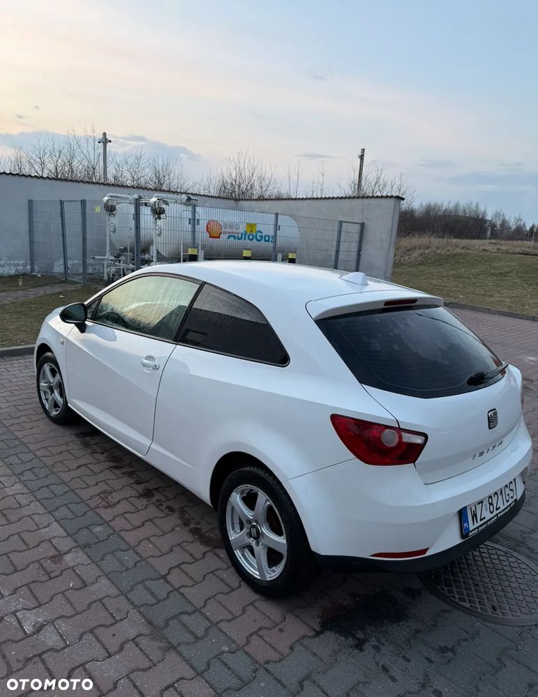 Seat Ibiza SC 1.4 16V Style - 5
