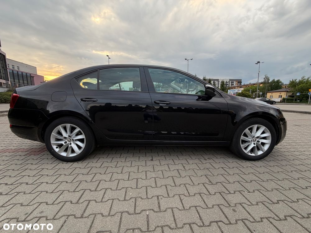 Skoda Octavia 1.4 TSI Ambition - 6