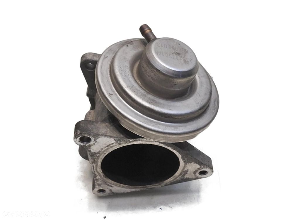 ZAWÓR EGR SKODA FABIA II 1.9 TDI 038131501AN - 1