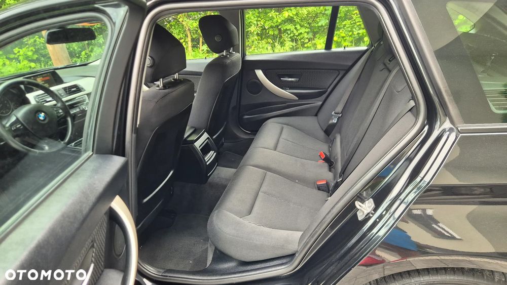BMW Seria 3 318i Edition Luxury Line Purity - 17