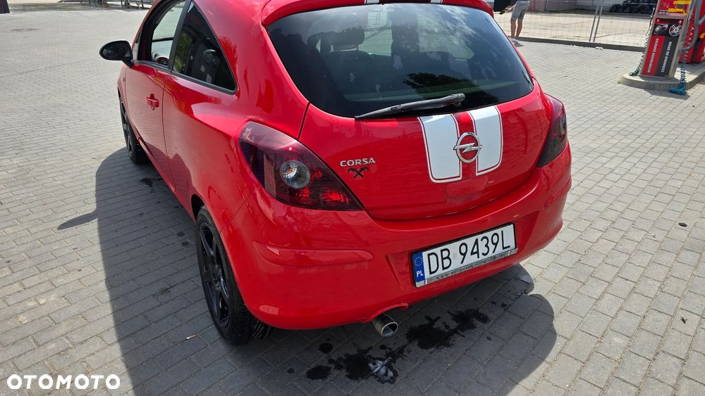 Opel Corsa 1.4 16V Color Edition - 9