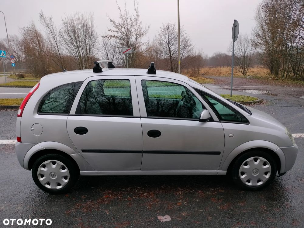 Opel Meriva 1.6 Cosmo - 2
