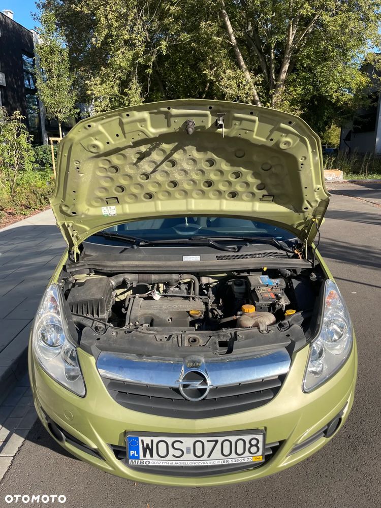 Opel Corsa 1.2 16V Enjoy - 9