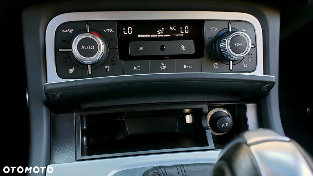 Volkswagen Touareg - 20