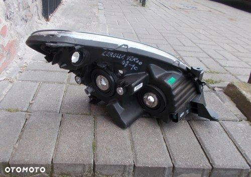 TOYOTA COROLLA VERSO LIFT 07- CIEMNA LEWA PRZEDNIA LAMPA ORYGINAŁ - 10