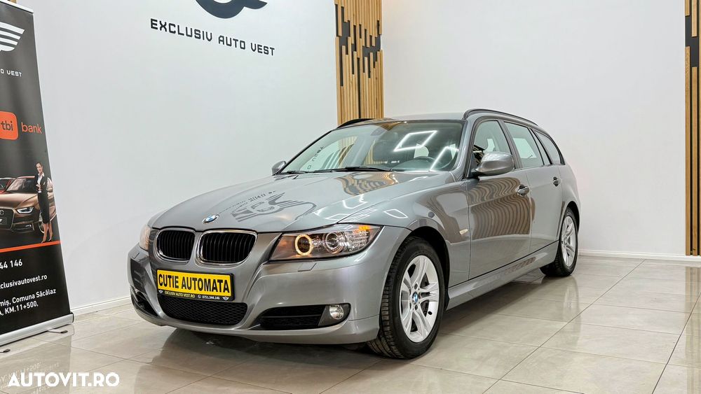 BMW Seria 3 320i Touring Aut. - 15