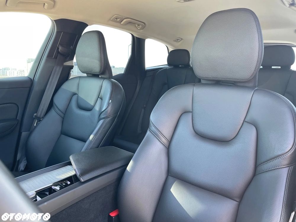 Volvo XC 60 B4 B Inscription - 24