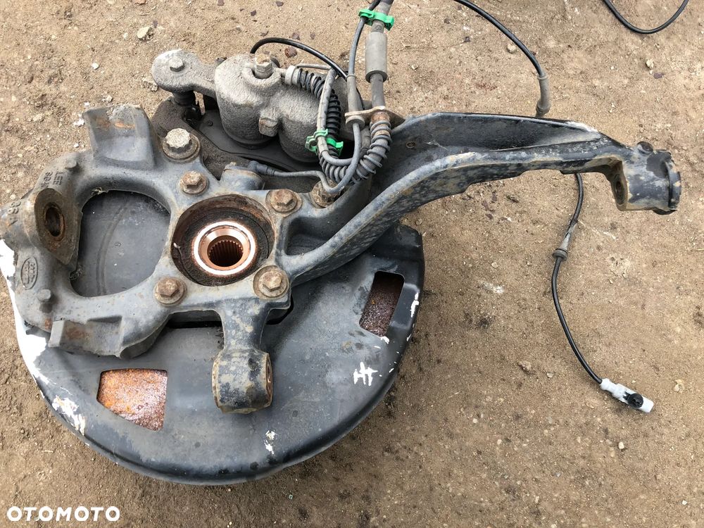 Zwrotnica tarcza zacisk przedni lewy 8H32-3K186 Range Rover Sport L320 Lift - 1