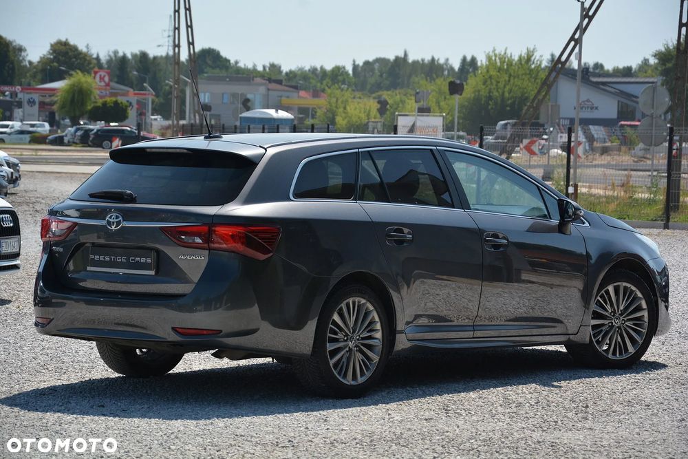 Toyota Avensis 2.0 D-4D Prestige - 3