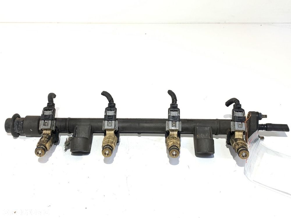 LISTWA WTRYSKOWA - 127.00 PLN - KIA SPORTAGE II (JE_, KM) 2004 - 2022 2.0 i 16V 104 kW [141 KM] - 1