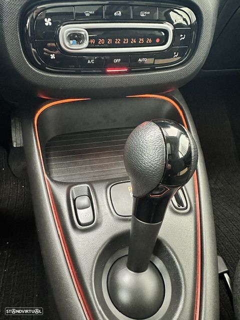 Smart ForTwo Coupé EQ passion - 14