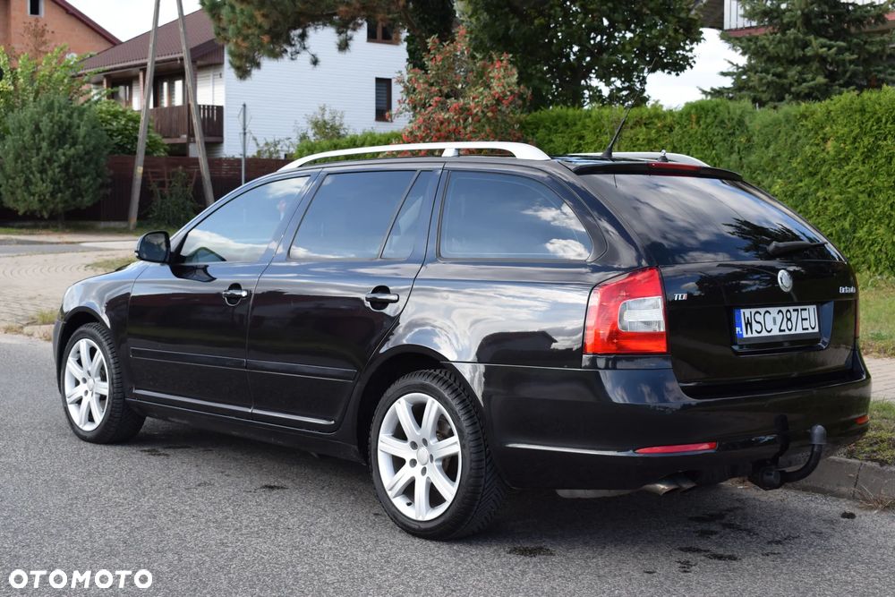 Skoda Octavia 2011 photo 3