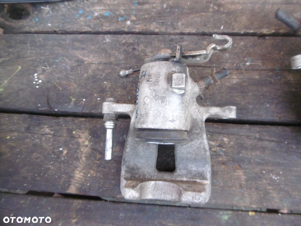 Zacisk tył SKODA OCTAVIA II - 5