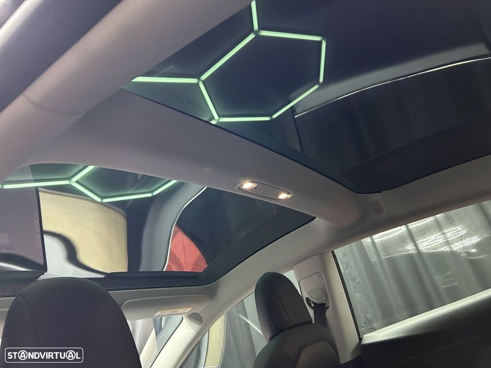 Tesla Model 3 Standard RWD Plus - 15